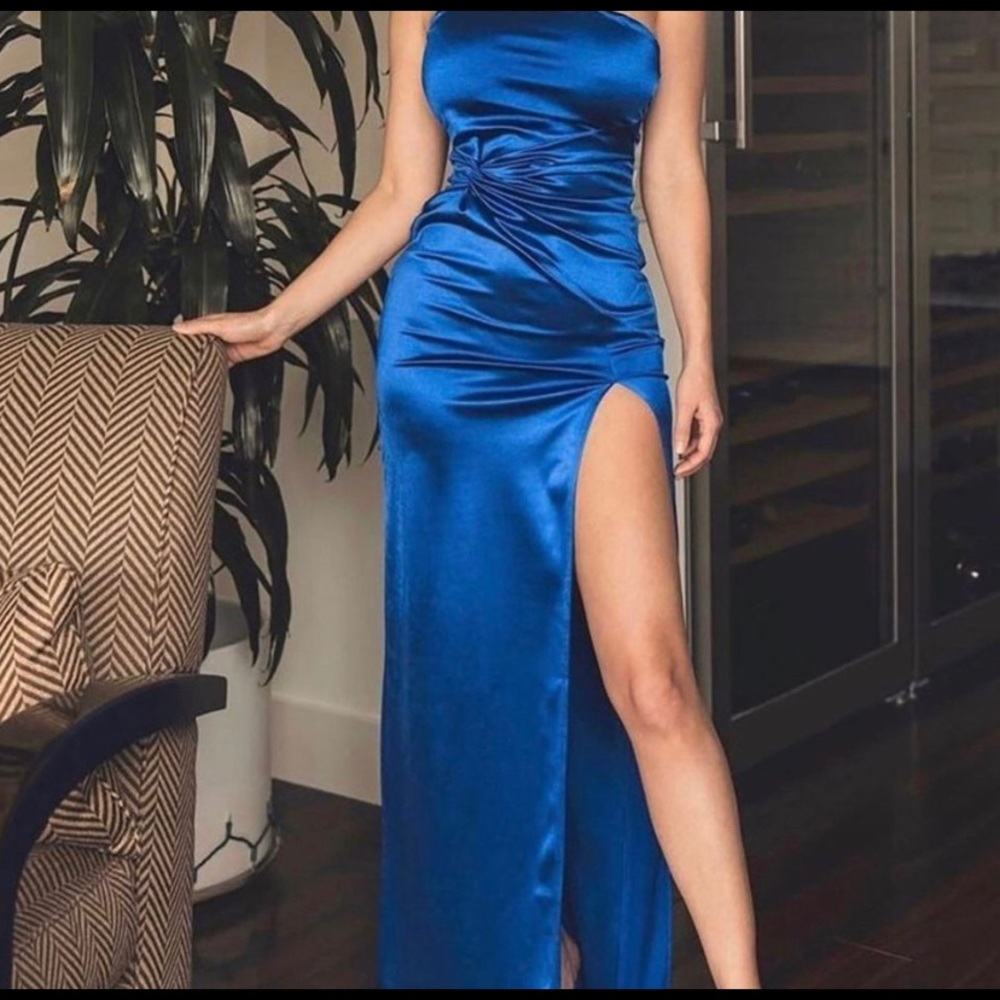 FASHION NOVA MAXI SATIN DRESS